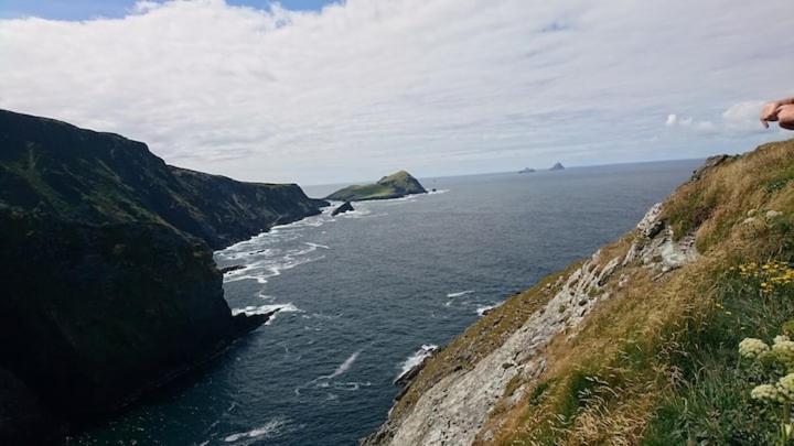 Skellig View Harbour View Sunrise Apartment Портмаги Екстериор снимка