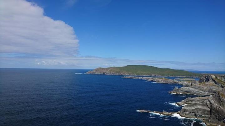 Skellig View Harbour View Sunrise Apartment Портмаги Екстериор снимка