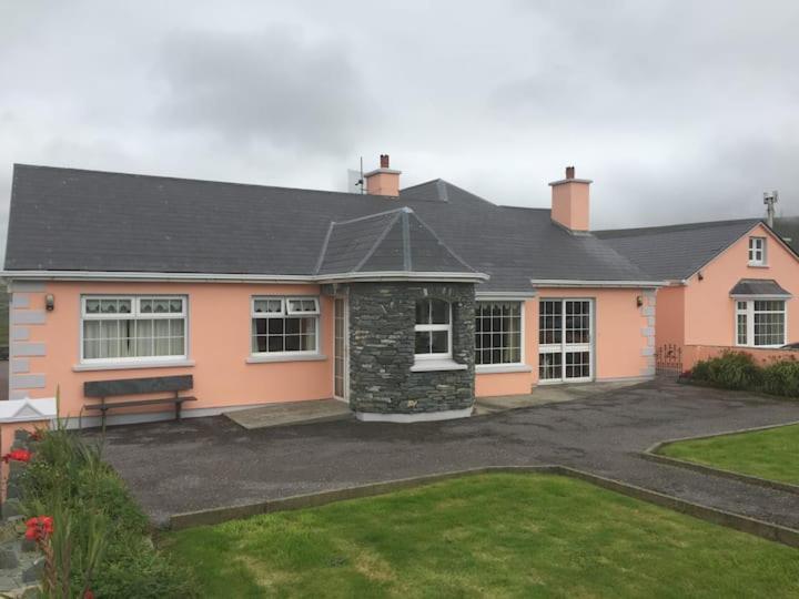 Skellig View Harbour View Sunrise Apartment Портмаги Екстериор снимка