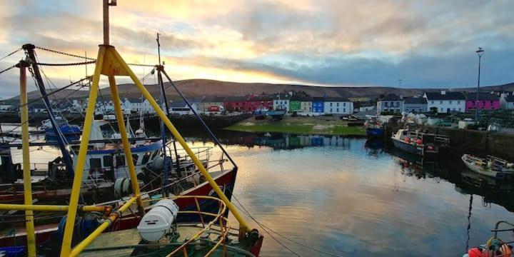 Skellig View Harbour View Sunrise Apartment Портмаги Екстериор снимка